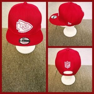 KANSAS CITY CHIEFS NFL FOOTBALL SNAPBACK HAT.